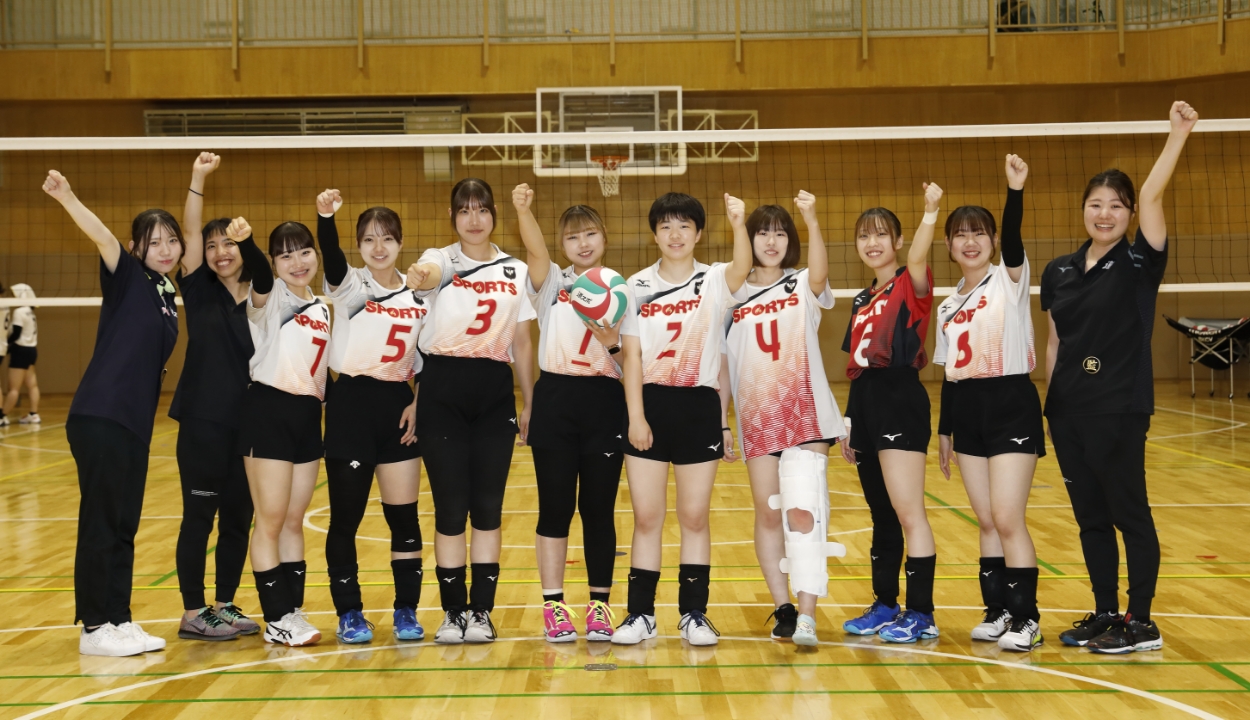 女子バレーボール部